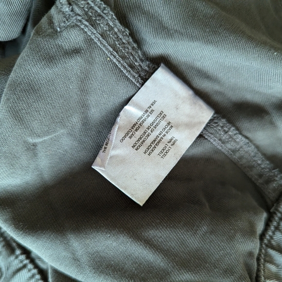 Bundle of gap and nautica XL/XXL shorts - Picture 5 of 13